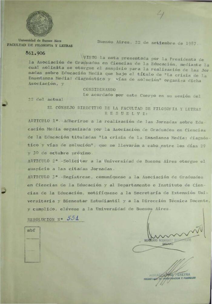 Libro de Resoluciones del Consejo Directivo de septiembre a noviembre de 1987. (Res. 551-650)